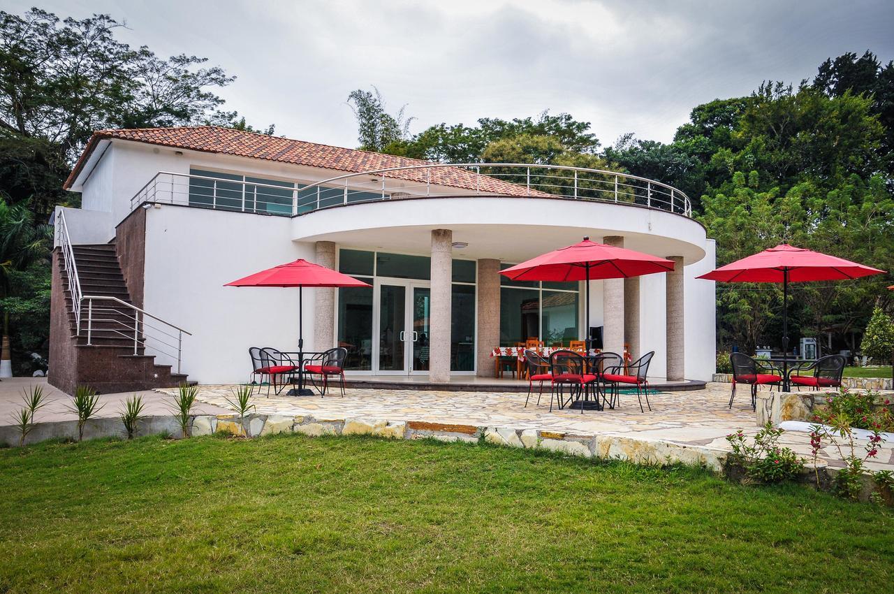 Hotel Real Tamasopo Exterior photo